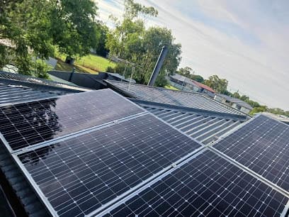 McKewin Solar Cleaning