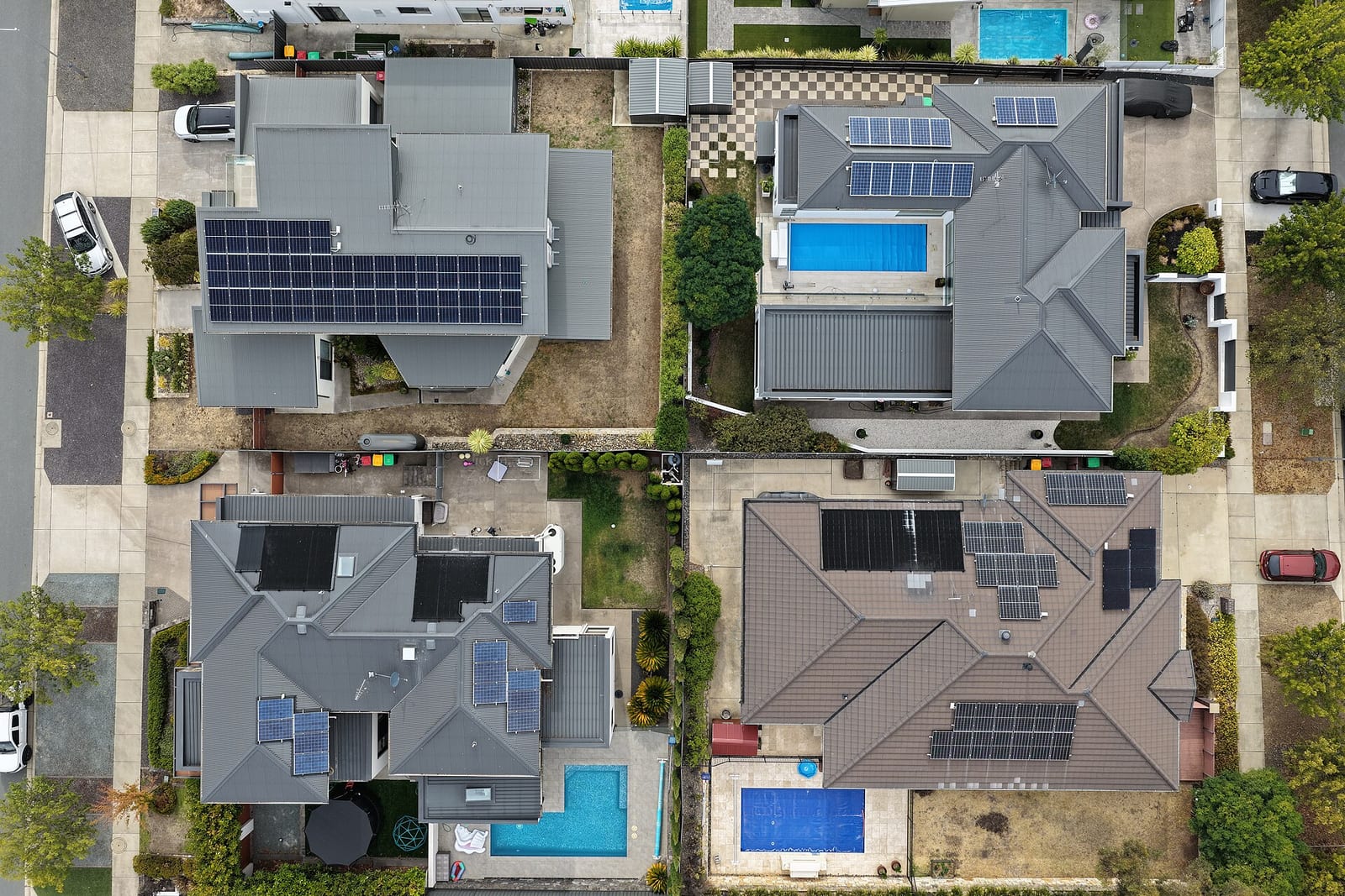 Best Premium Solar Panels in Australia for 2026: 6 High-End Panels Compared