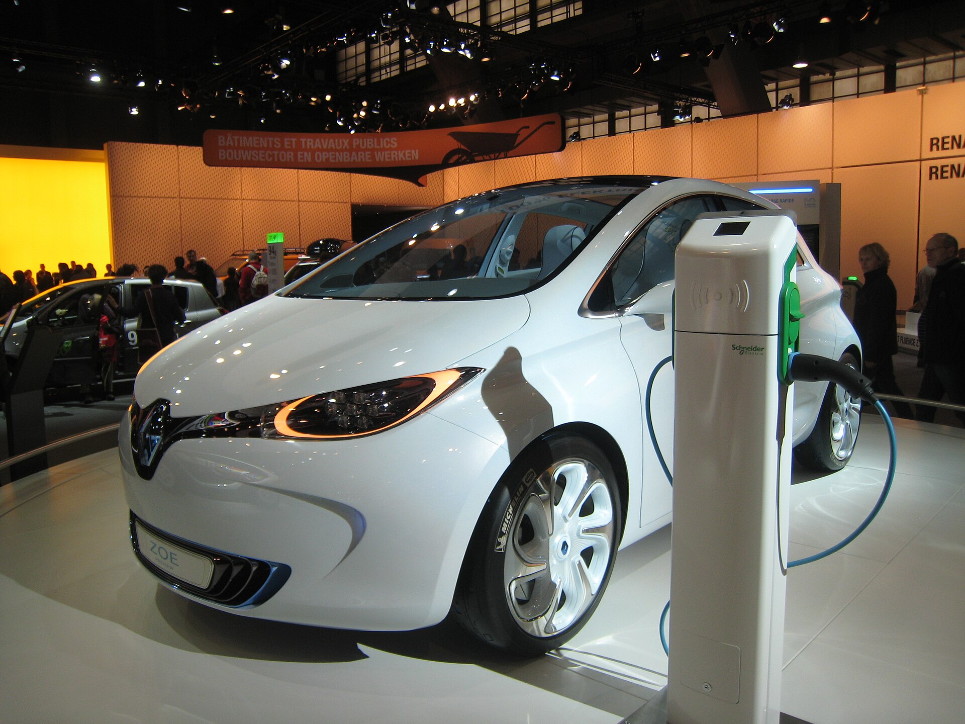 EV charging with solar in Australia: a practical guide